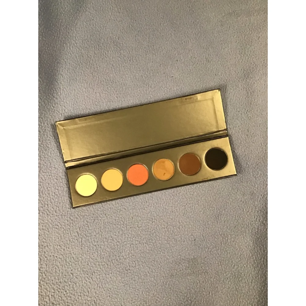 MUD Make-up Designory Eyeshadow Palette Gold Multi-color NEW